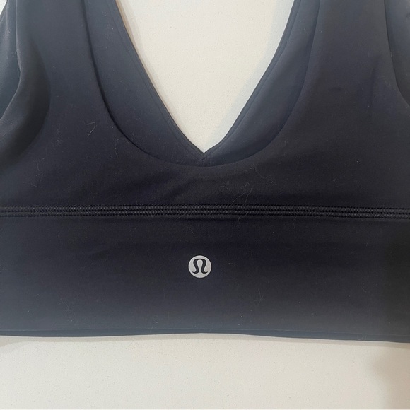 Like New Lululemon Align V-Neck Bra Light Support A/B Cup Size 6 - Picture 6 of 7